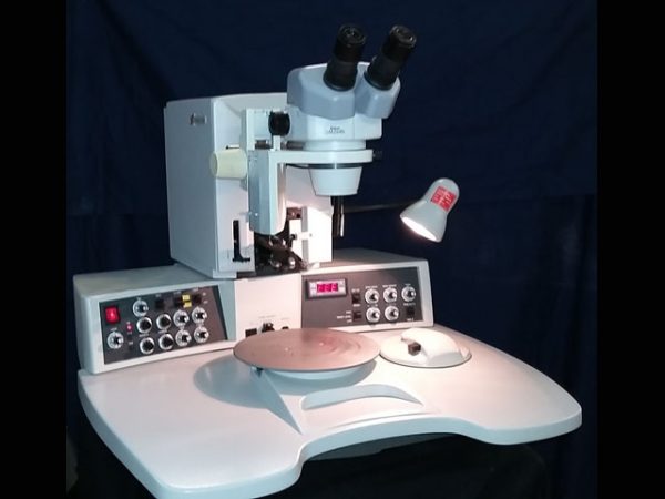 K&S 4526 Wedge Bonder