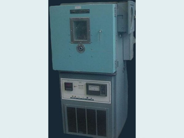 THERMOTRON HUMIDITY CHAMBER