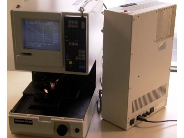 VEECO DEKTAK 3030