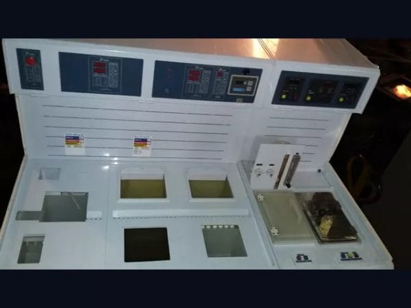 Universal Plastics Wet Station